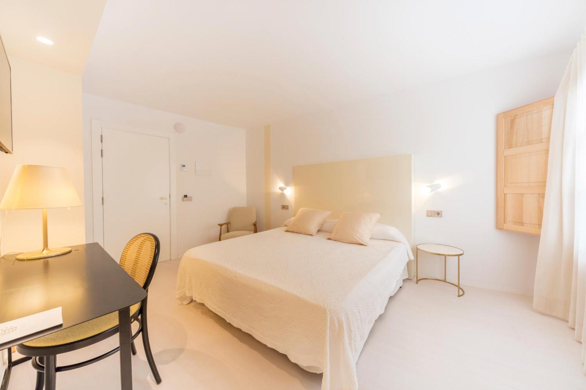 Fonda Llabres Boutique Hotel Alcudia  Room photo